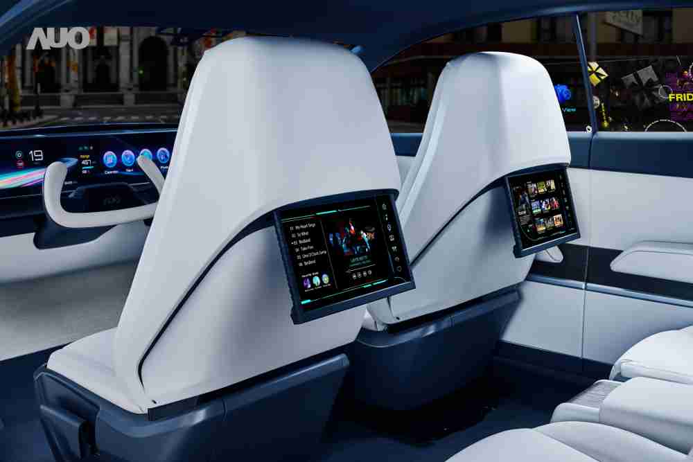 尊时凯龙将于CES 展示全新Smart Cockpit 2024，，可紧密串连使用者多元需求，，，，并革新座舱内部的应用和设计，，，，带来身历其境且引人入胜的视觉飨宴，，满足驾乘人员的全方位体验